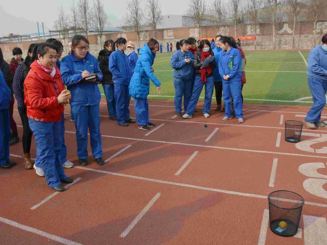 工會組織慶?！叭恕眿D女節(jié)活動